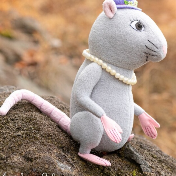 Ms. Mona plushie- Trash Truck - New - Picture 4 of 4